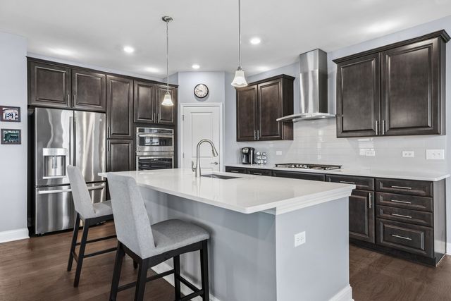 9242 Enstrom Court, Huntley, IL 60142
