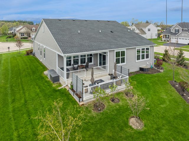 9242 Enstrom Court, Huntley, IL 60142