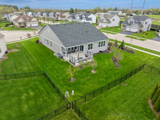 9242 Enstrom Court, Huntley, IL 60142