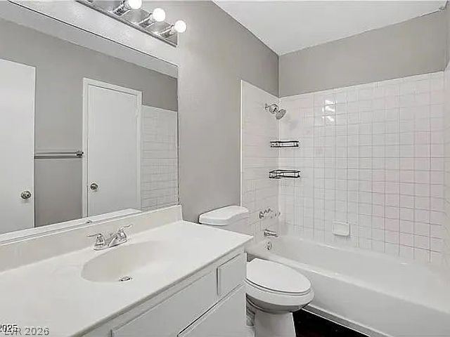 4339 Spencer Street 15, Las Vegas, NV 89119