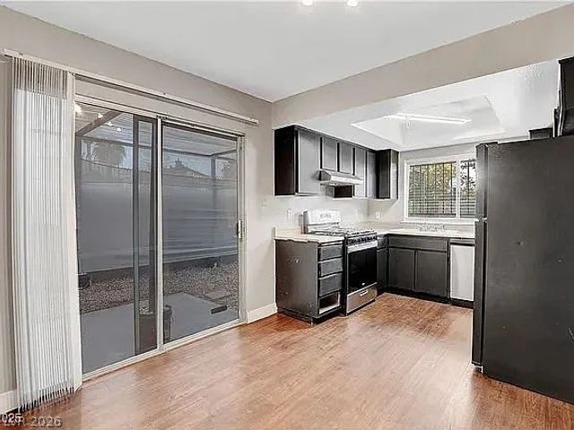 4339 Spencer Street 15, Las Vegas, NV 89119