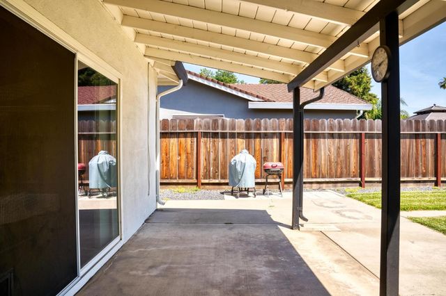 346 Oregon St, Ripon, CA 95366