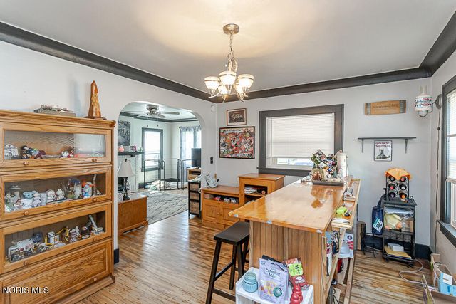 4216 Caroline Avenue, Toledo, OH 43612
