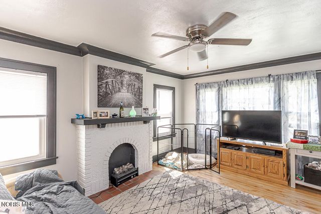 4216 Caroline Avenue, Toledo, OH 43612