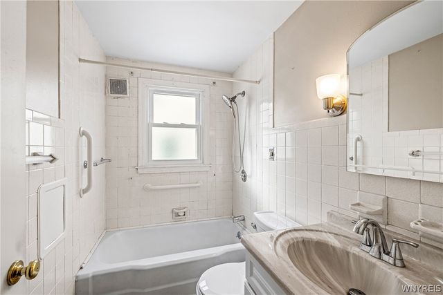 1257 Brighton Road, Tonawanda, NY 14150