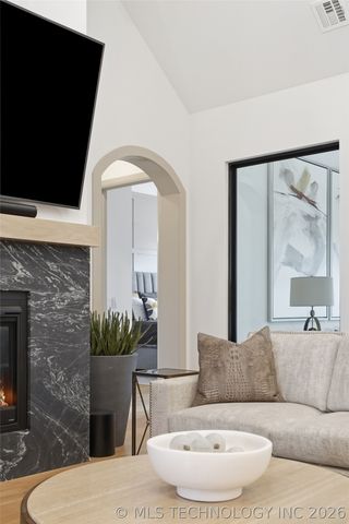 12011 S Vandalia Avenue, Tulsa, OK 74137