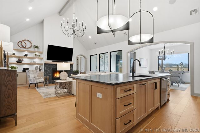 12011 S Vandalia Avenue, Tulsa, OK 74137