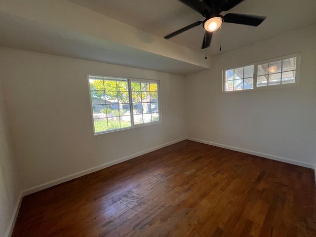 208 Tokay Ave, Modesto, CA 95350