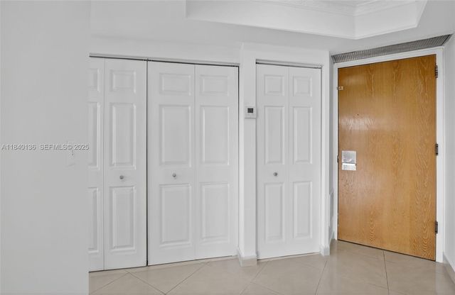 20185 E Country Club Drive 1405, Aventura, FL 33180