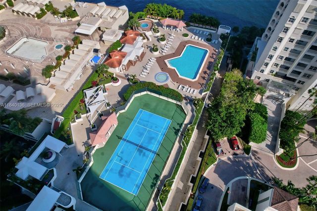 20185 E Country Club Drive 1405, Aventura, FL 33180