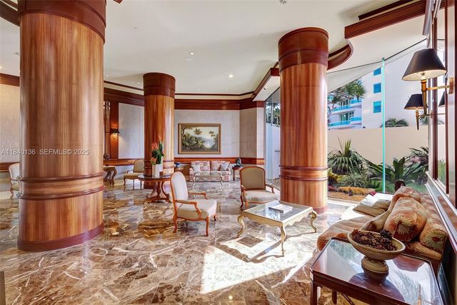 20185 E Country Club Drive 1405, Aventura, FL 33180