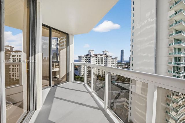 20185 E Country Club Drive 1405, Aventura, FL 33180