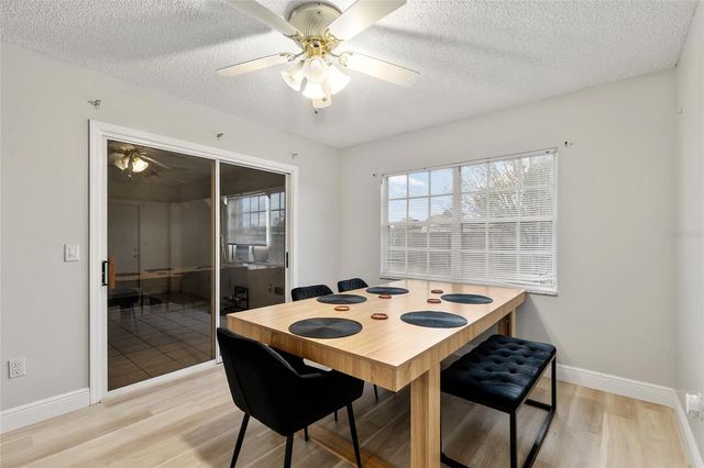 306 OAK TRACK RADIAL, Ocala, FL 34472