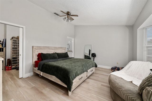 306 OAK TRACK RADIAL, Ocala, FL 34472