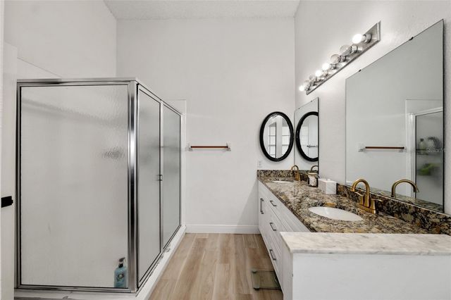 306 OAK TRACK RADIAL, Ocala, FL 34472