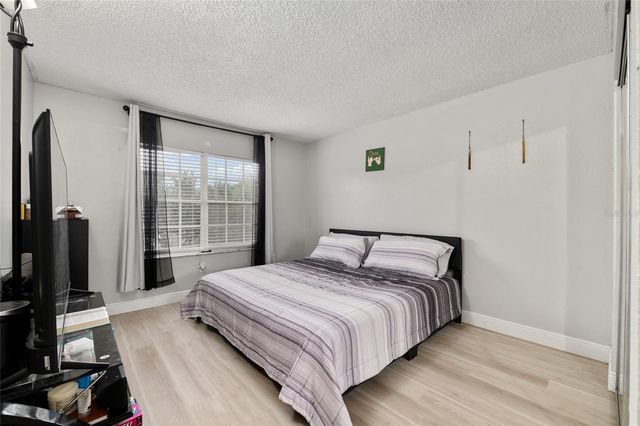 306 OAK TRACK RADIAL, Ocala, FL 34472