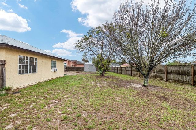 306 OAK TRACK RADIAL, Ocala, FL 34472