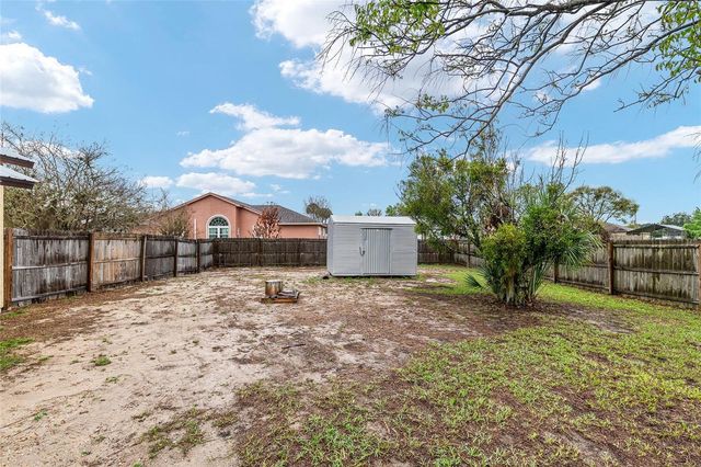 306 OAK TRACK RADIAL, Ocala, FL 34472