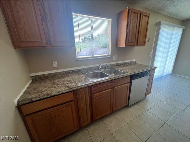 1009 Cold Stream Drive, Las Vegas, NV 89110