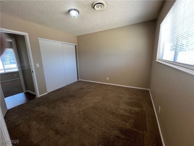 1009 Cold Stream Drive, Las Vegas, NV 89110