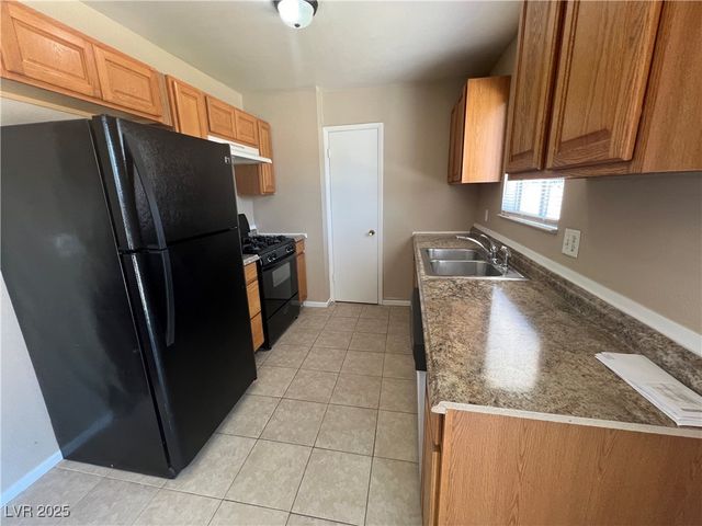 1009 Cold Stream Drive, Las Vegas, NV 89110