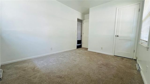 204 N Park Drive, Belton, MO 64012