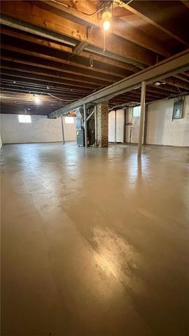 204 N Park Drive, Belton, MO 64012