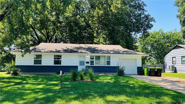 204 N Park Drive, Belton, MO 64012