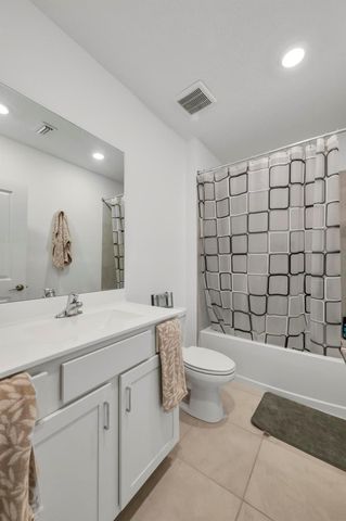 740 Worlington Lane, Fort Pierce, FL 34947