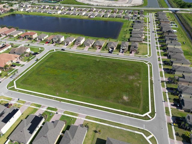 740 Worlington Lane, Fort Pierce, FL 34947