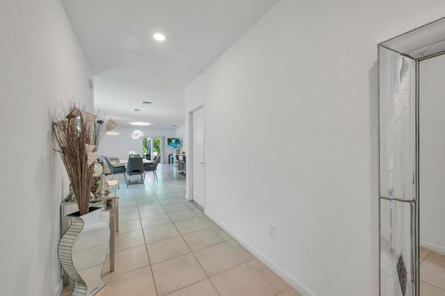 740 Worlington Lane, Fort Pierce, FL 34947