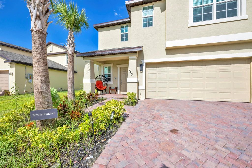740 Worlington Lane, Fort Pierce, FL 34947