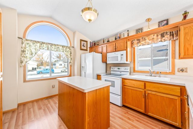 6279 151st Street N, Hugo, MN 55038