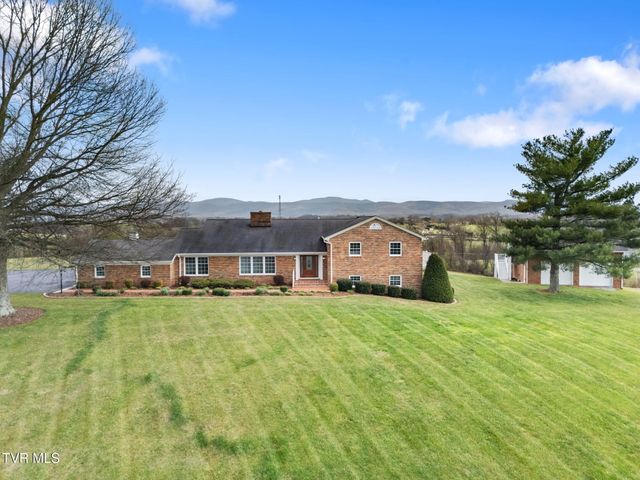 12084 Tanglewood Drive, Glade Spring, VA 24340
