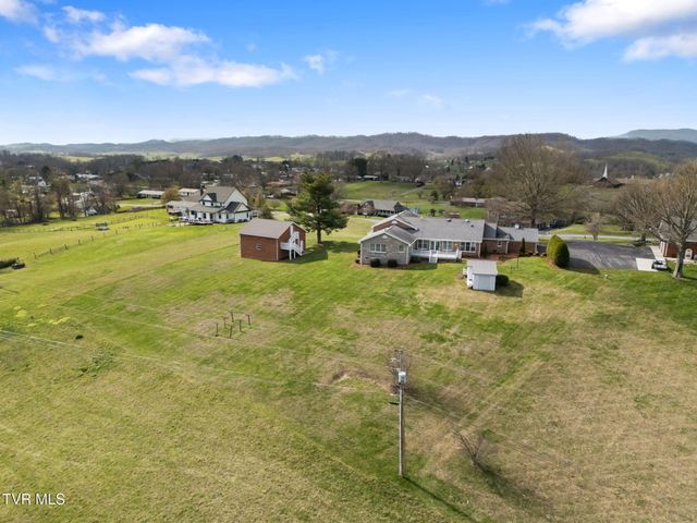 12084 Tanglewood Drive, Glade Spring, VA 24340