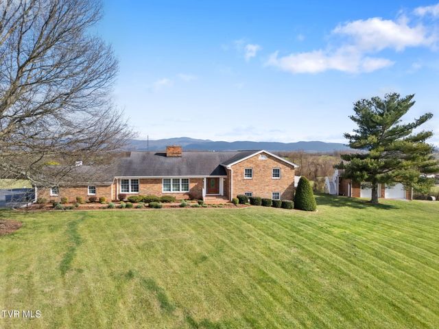 12084 Tanglewood Drive, Glade Spring, VA 24340