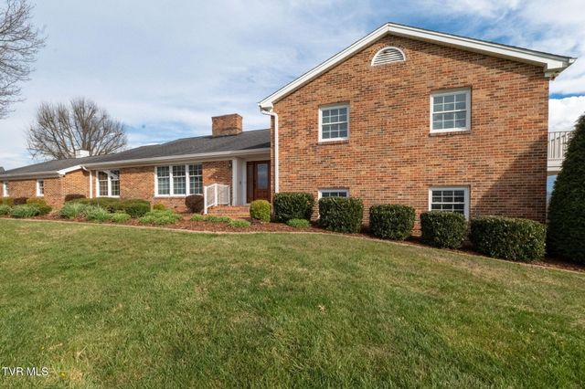 12084 Tanglewood Drive, Glade Spring, VA 24340