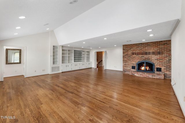 12084 Tanglewood Drive, Glade Spring, VA 24340