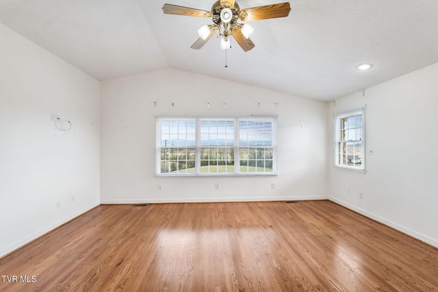 12084 Tanglewood Drive, Glade Spring, VA 24340