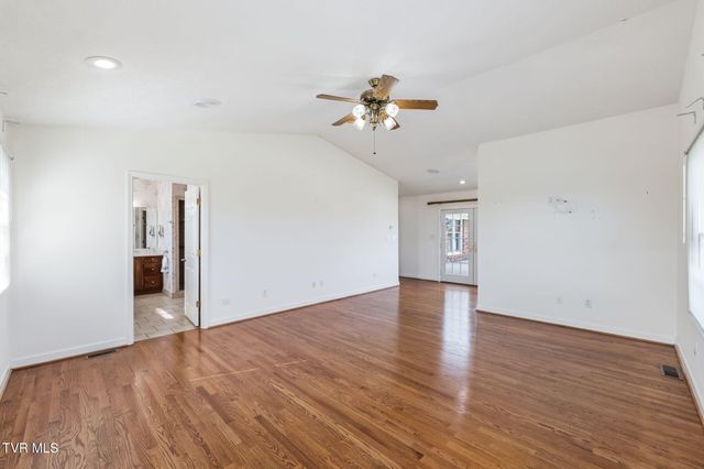 12084 Tanglewood Drive, Glade Spring, VA 24340