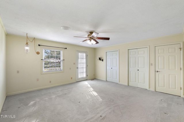 12084 Tanglewood Drive, Glade Spring, VA 24340
