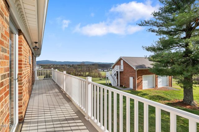 12084 Tanglewood Drive, Glade Spring, VA 24340