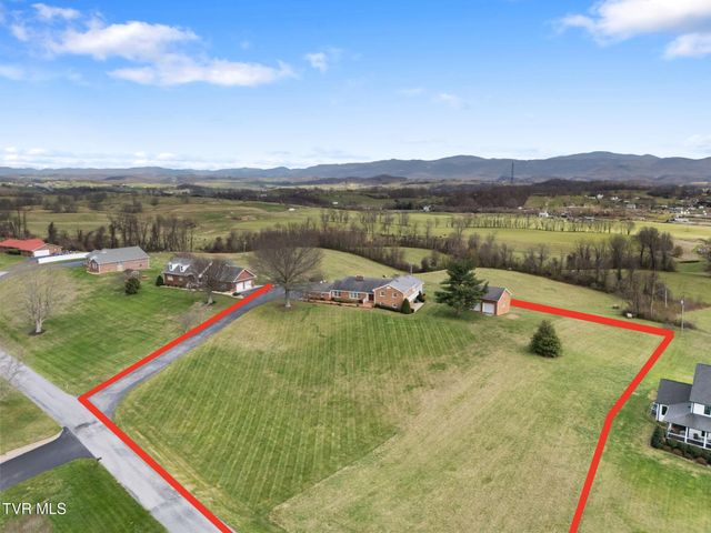 12084 Tanglewood Drive, Glade Spring, VA 24340