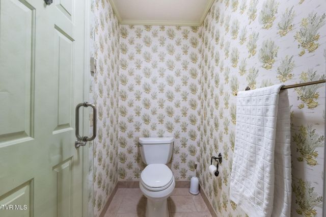 12084 Tanglewood Drive, Glade Spring, VA 24340
