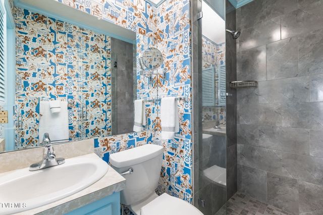 12084 Tanglewood Drive, Glade Spring, VA 24340