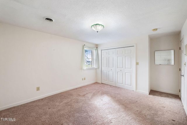 12084 Tanglewood Drive, Glade Spring, VA 24340