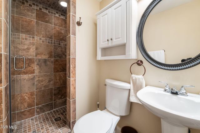 12084 Tanglewood Drive, Glade Spring, VA 24340