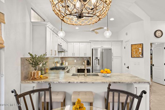 1069 E Ritz Court, Oro Valley, AZ 85755