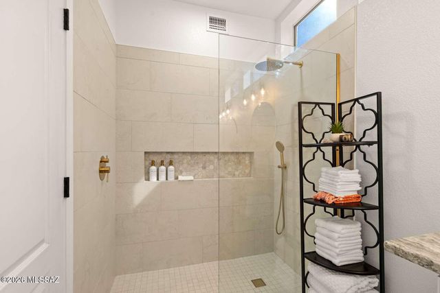 1069 E Ritz Court, Oro Valley, AZ 85755