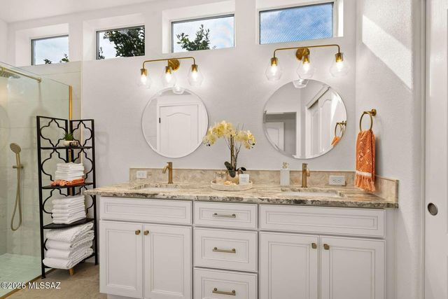 1069 E Ritz Court, Oro Valley, AZ 85755